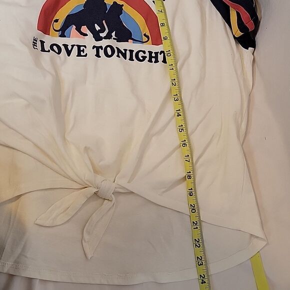 Disney. Lion King. Tie front Tee. Size 2XL. EUC - Picture 10 of 10